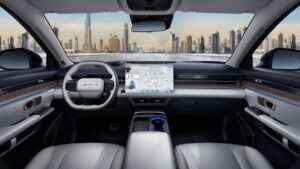 سعر ومواصفات جيتور داشينج 2025.. SUV مثالية تجمع بين القوة والتكنولوجيا!