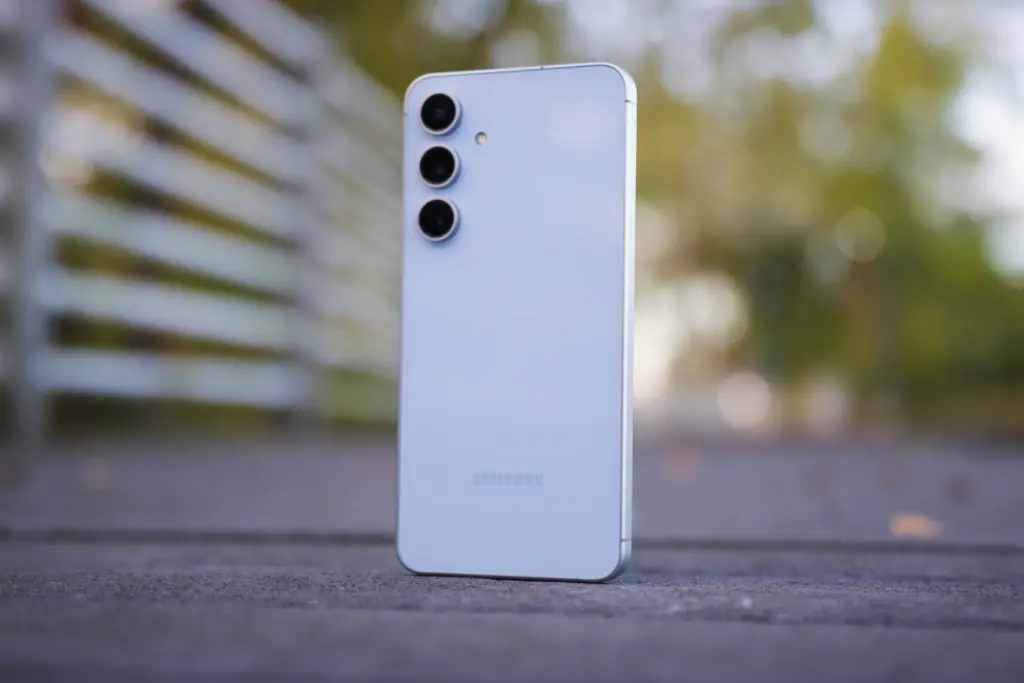 سامسونج Galaxy S25 FE.. وحش جديد في الفئة المتوسطة بذكاء اصطناعي وأداء رسومي خارق | صورة حصرية من موقع مصر 24