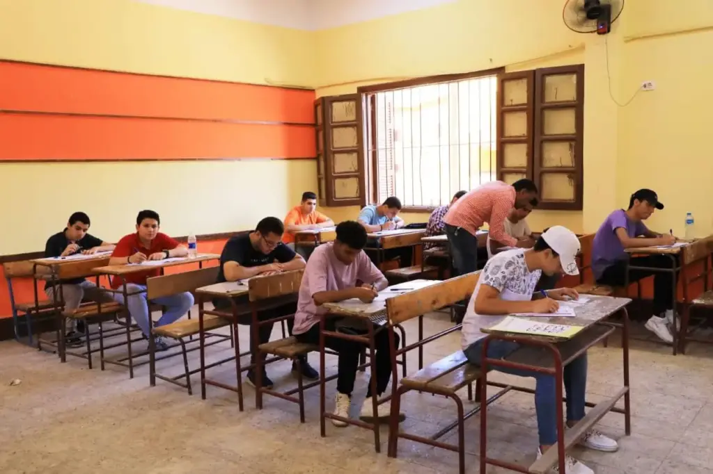 الثانوية العامة 2025.. بدء التصحيح ورصد الدرجات والإعلان في هذا الموعد | صورة حصرية من موقع مصر 24