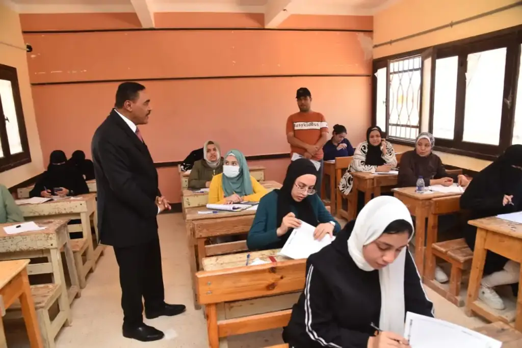 موعد امتحانات الدور الثاني للثانوية العامة 2025.. التفاصيل الكاملة وتوزيع الدرجات