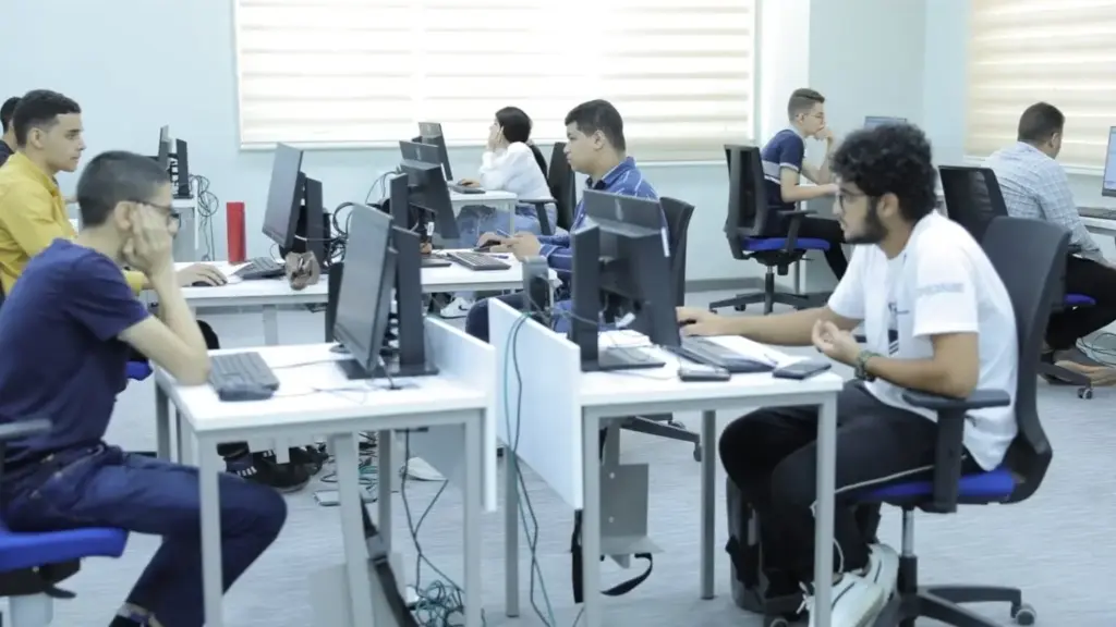 مؤشرات تنسيق المرحلة الأولى .. 91.9 % للصيدلة و 92.2 % للعلاج الطبيعي
