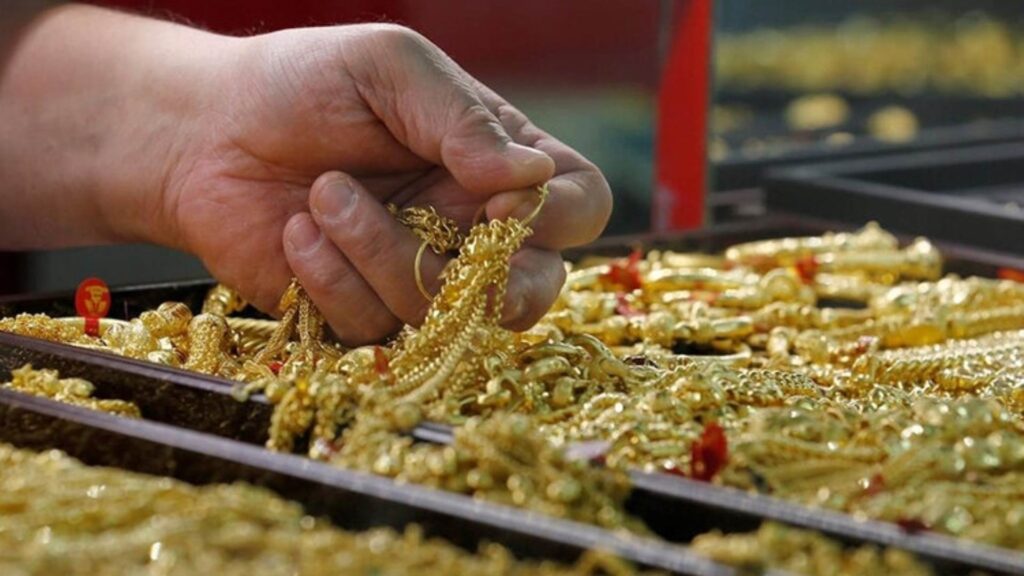 تراجع أسعار الذهب اليوم الأحد 31 أغسطس 2025 في مصر