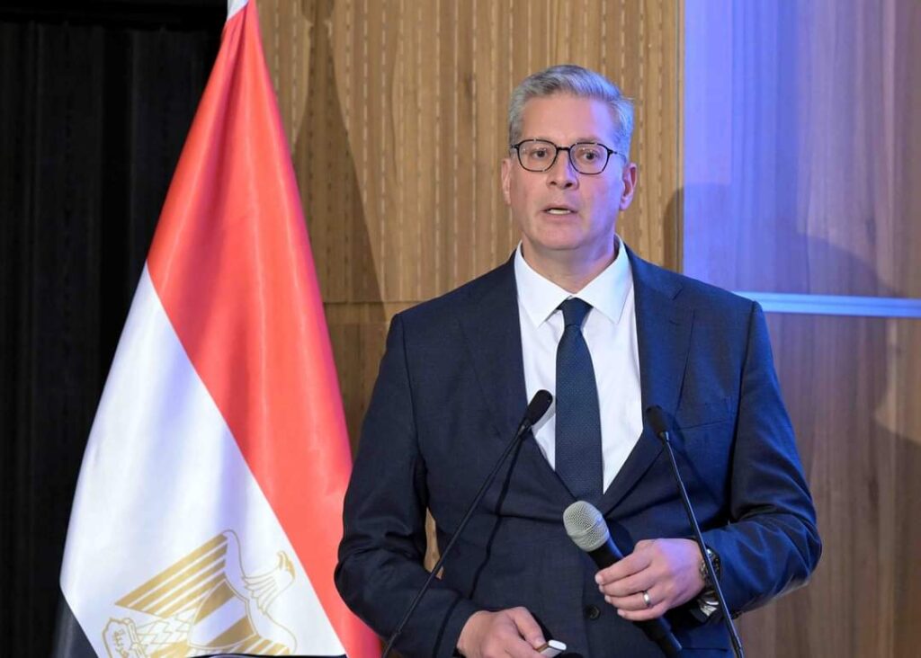 مصر تستقبل غاز شرق المتوسط وتعيد تصديره عبر إدكو ودمياط