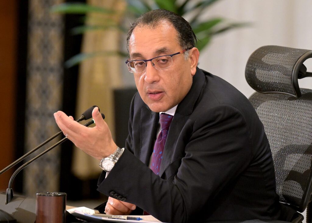 مدبولي يحسم الجدل.. تعرف على أسعار الوقود والمياه والكهرباء القادمة!