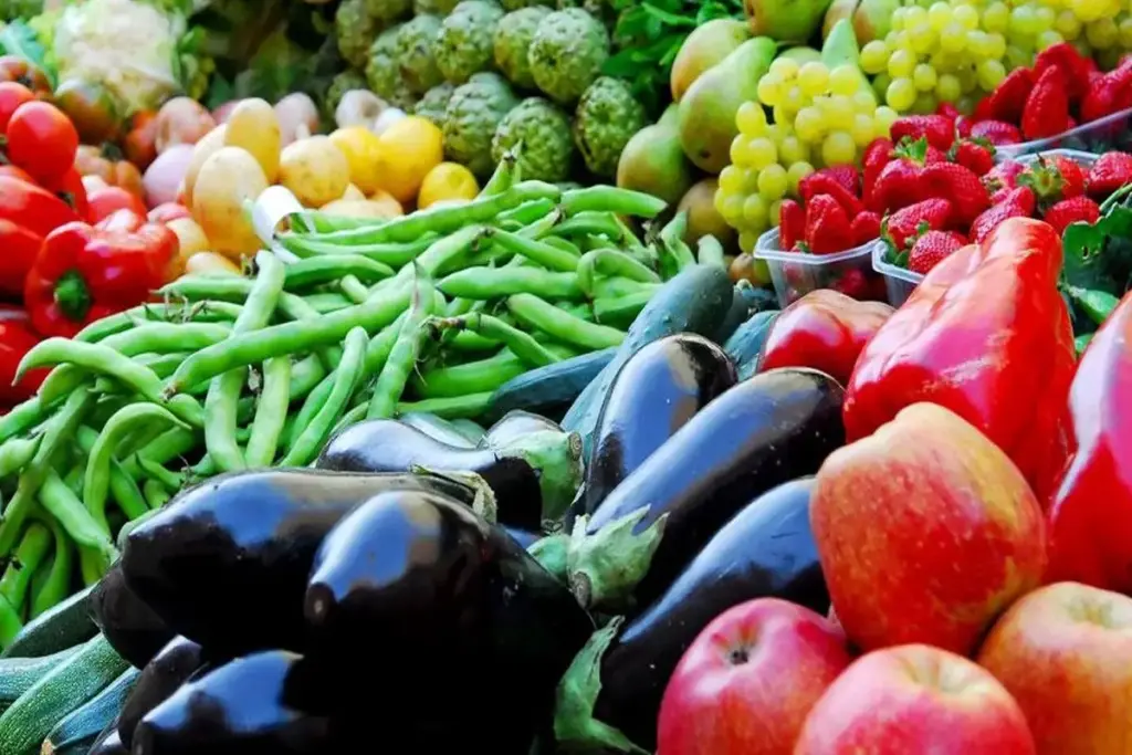 أسعار الخضروات والفاكهة في الأسواق المصرية اليوم الأحد 26 أكتوبر 2025