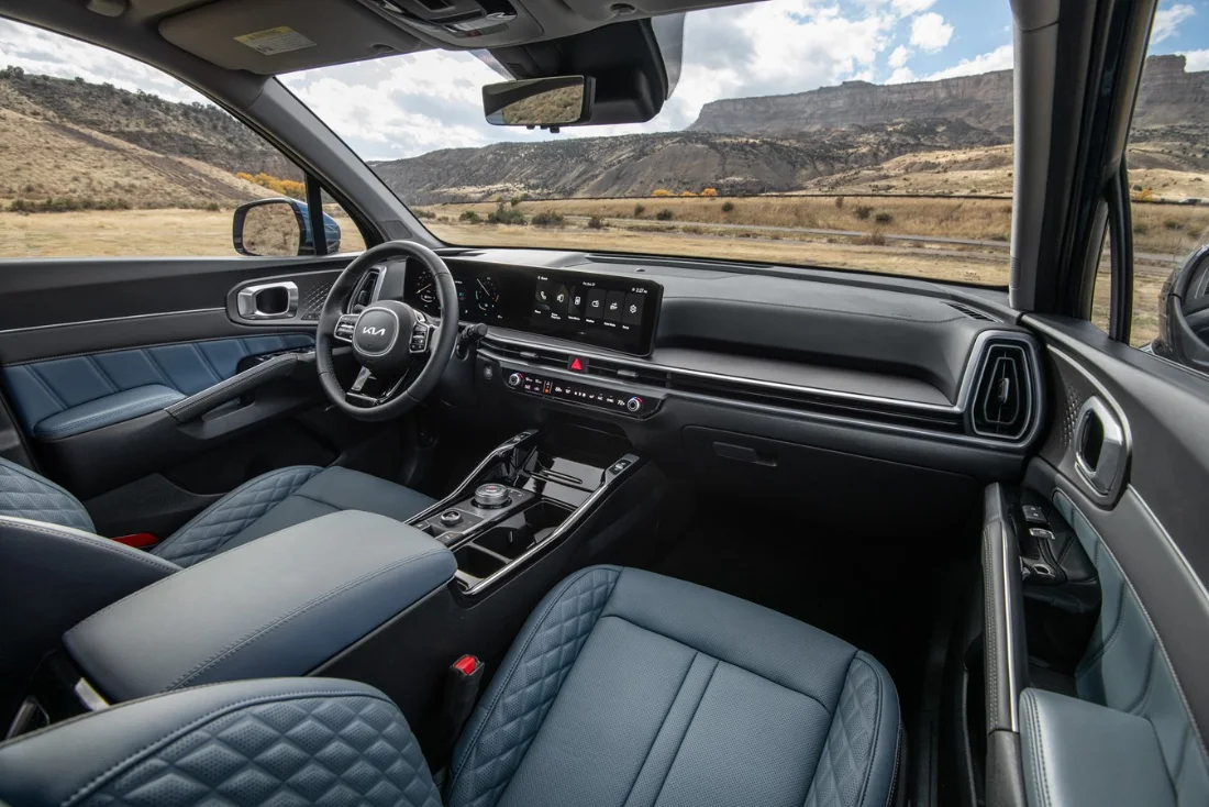 تعرف على أسعار ومواصفات كيا سورينتو الأحدث في السوق المصري