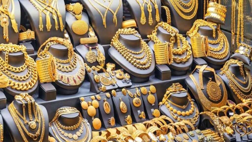 سعر الذهب يقفز تحركًا طفيفًا قبل إغلاق تداولات الجمعة 21 نوفمبر 2025 سعر الذهب يقفز تحركًا طفيفًا قبل إغلاق تداولات الجمعة 21 نوفمبر 2025