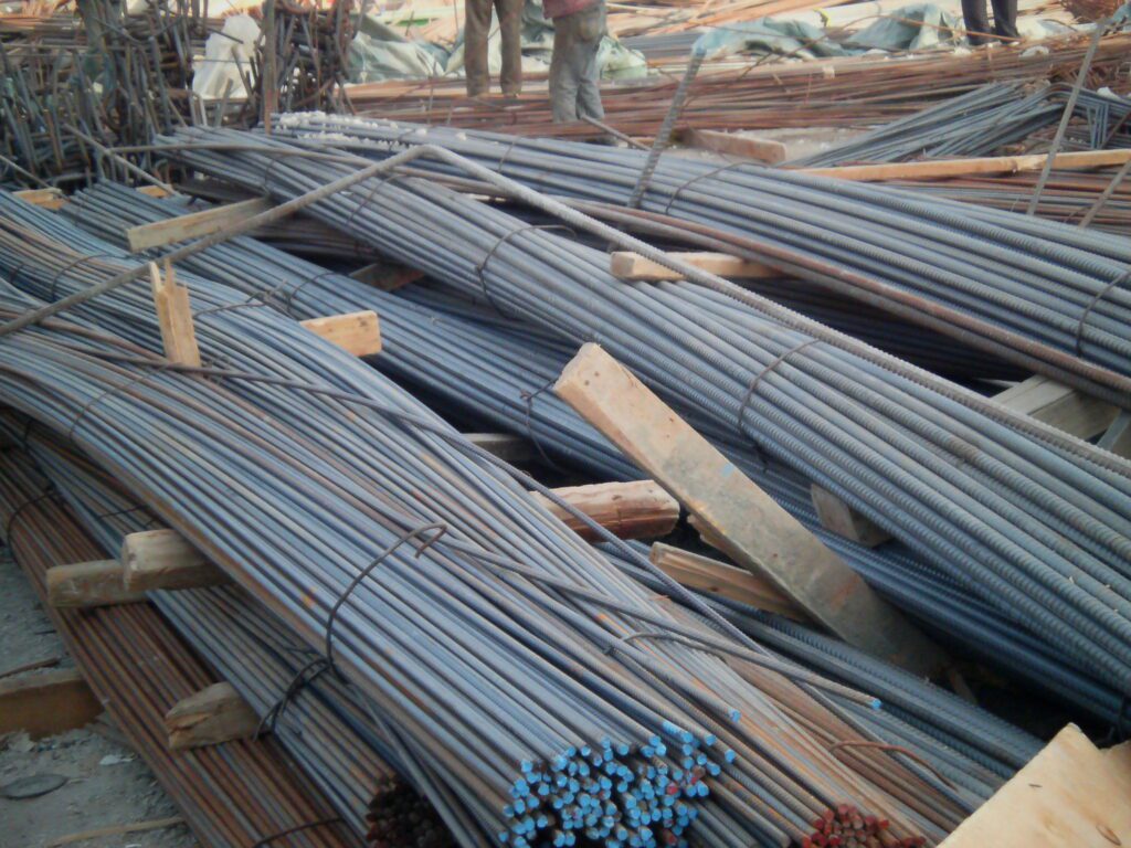 سعر الحديد اليوم الأربعاء 24 ديسمبر 2025 في مصر | استقرار بعد انخفاض 4000 جنيه