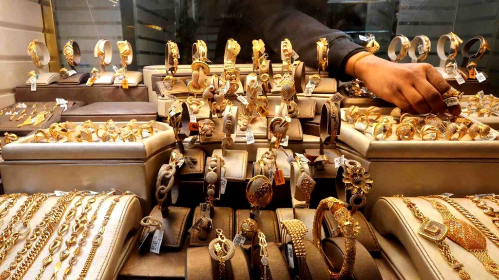 أسعار الذهب اليوم في مصر الثلاثاء 30 ديسمبر 2025.. عيار 21 يسجل 5,895 جنيهًا