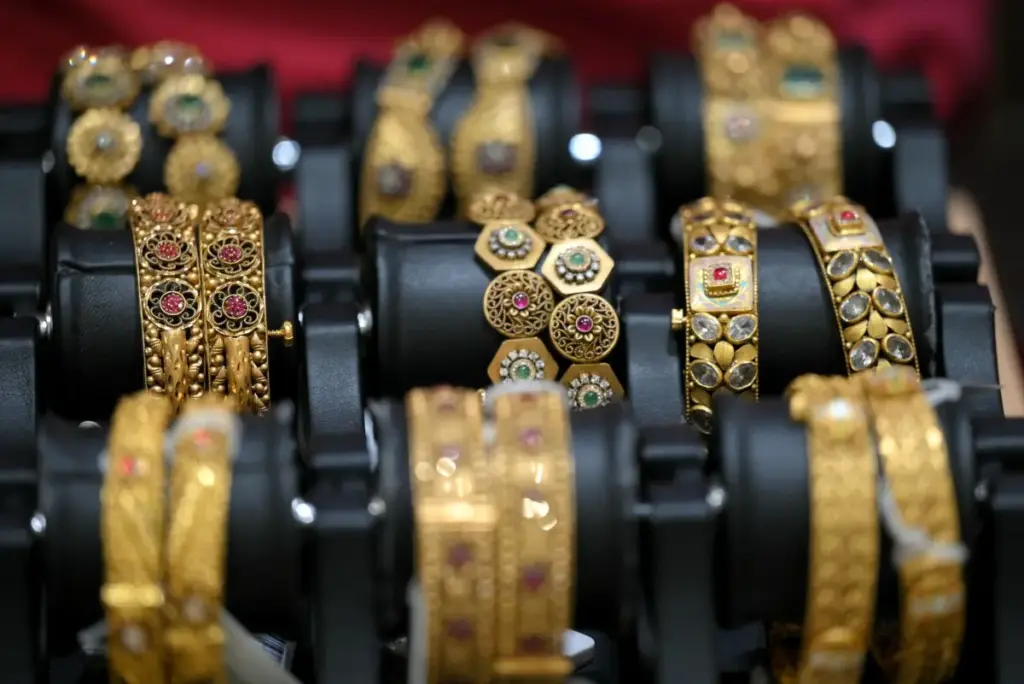 أسعار الذهب اليوم في مصر.. ارتفاع طفيف وعيار 21 يسجل 7145 جنيهًا أسعار الذهب اليوم في مصر.. ارتفاع طفيف وعيار 21 يسجل 7145 جنيهًا