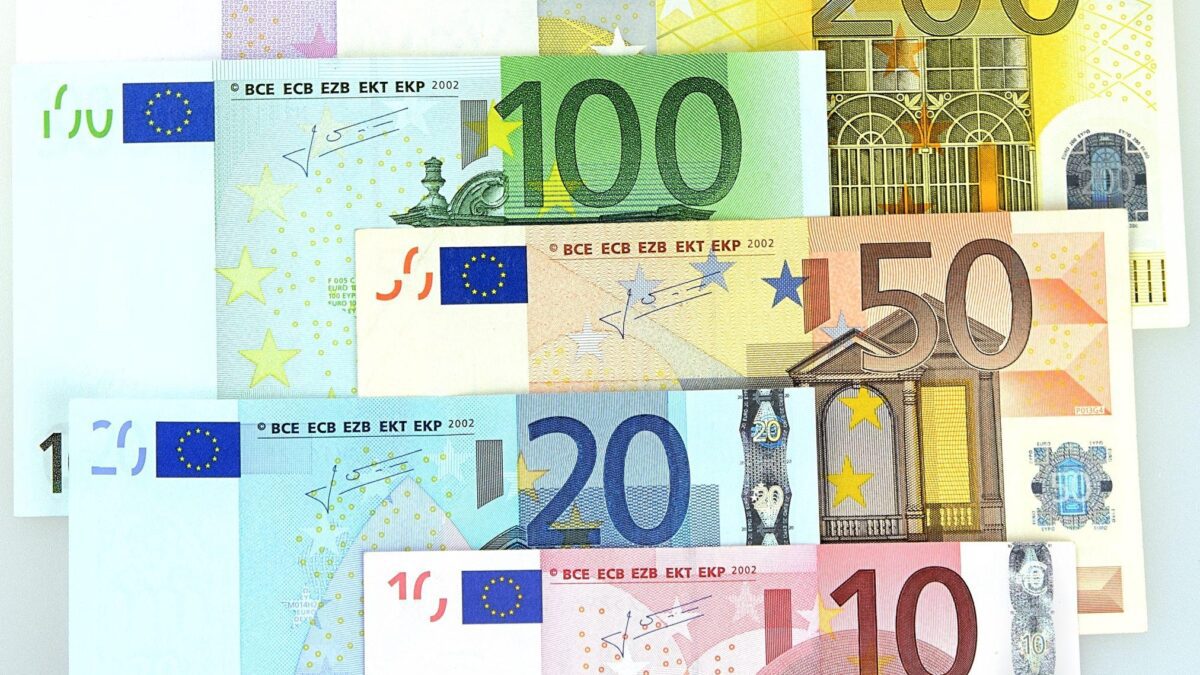 ارتفاع سعر اليورو اليوم في البنوك المصرية.. اعرف سعر الشراء والبيع الأحد 6 سبتمبر