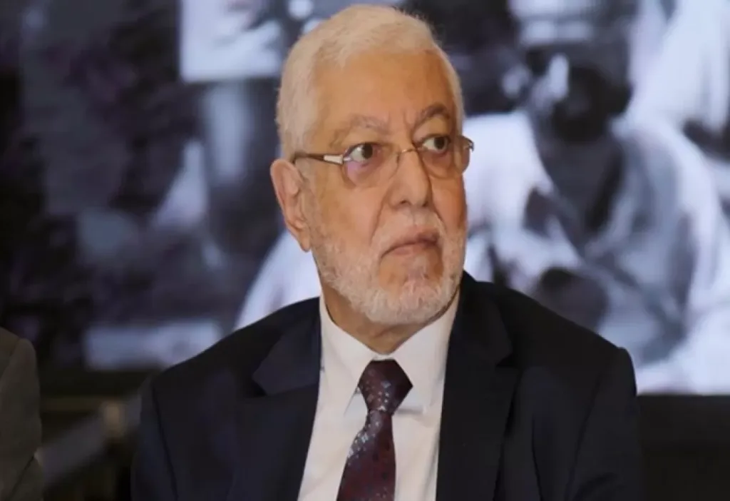 جبهة محمود حسين تكشف تعثر المصالحة داخل الإخوان.. صراع النفوذ والتمويل يتصدر المشهد جبهة محمود حسين تكشف تعثر المصالحة داخل الإخوان.. صراع النفوذ والتمويل يتصدر المشهد