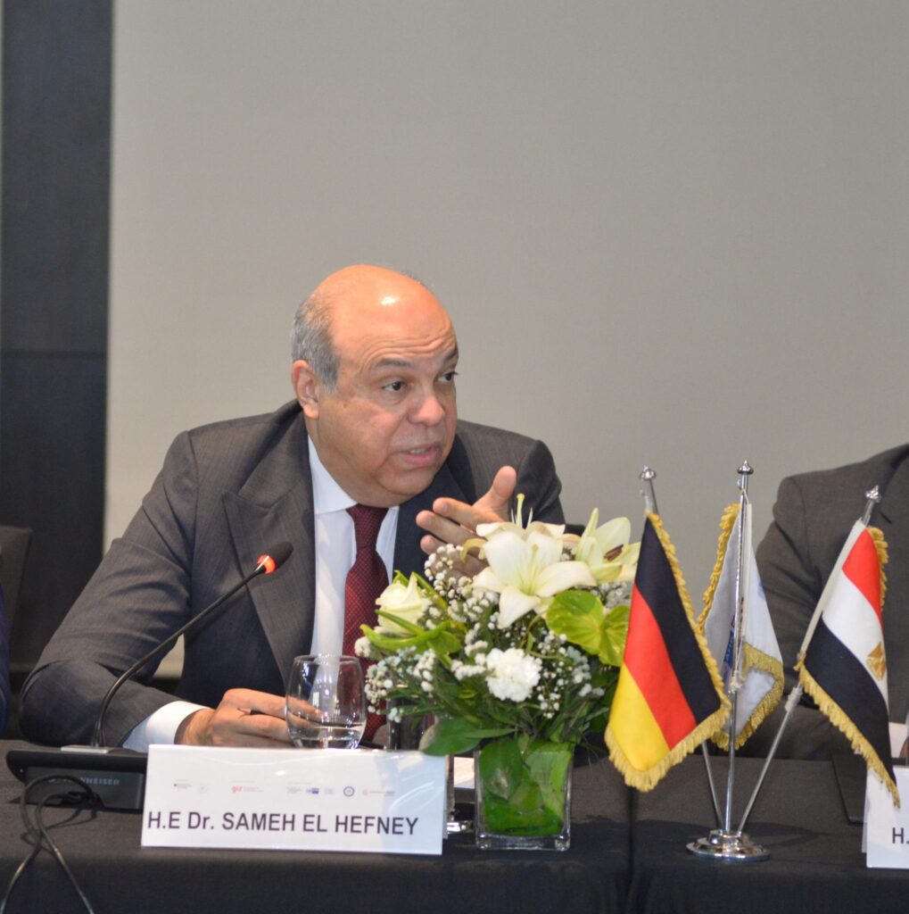 خلال منتدى بالعلمين.. وزير الطيران يتحدث عن مستقبل الطيران في عصر الذكاء الاصطناعي خلال منتدى بالعلمين.. وزير الطيران يتحدث عن مستقبل الطيران في عصر الذكاء الاصطناعي