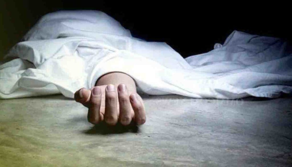 أثناء الصلاة.. زوج ينهي حياة زوجته بأسطوانة بوتاجاز في أسيوط جريمة مروعة في أسيوط.. زوج ينهي حياة زوجته بأسطوانة بوتاجاز أثناء الصلاة