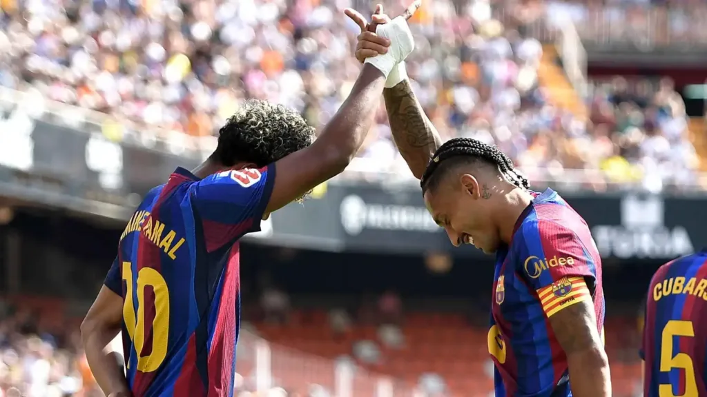 موعد مباراة برشلونة وفينورد في دوري أبطال أوروبا.. القنوات الناقلة والتفاصيل موعد مباراة برشلونة وفينورد في دوري أبطال أوروبا.. القنوات الناقلة والتفاصيل
