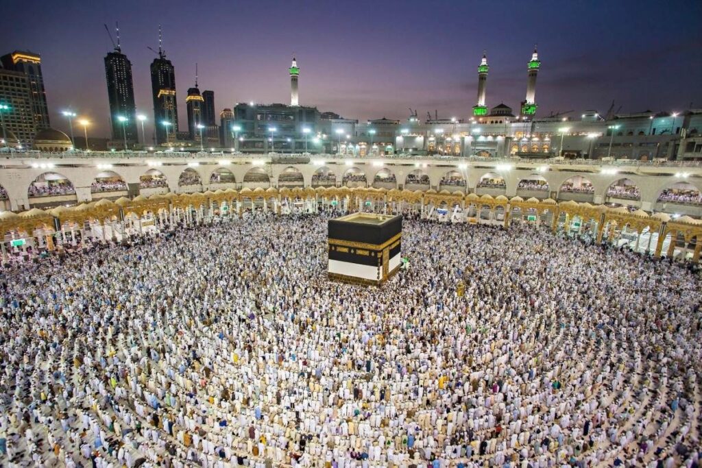 قبل الحجز.. اعرف أسعار العمرة 2026 وشروط السفر والأوراق المطلوبة