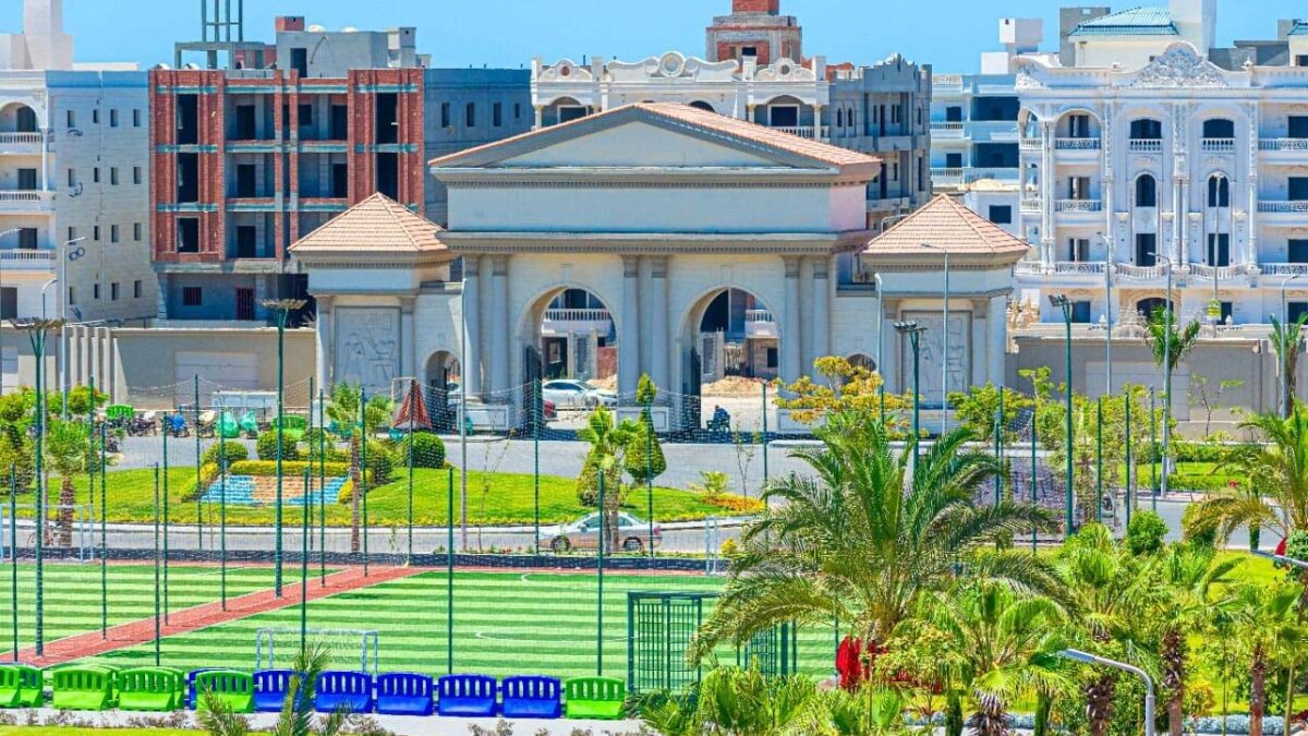 طرح أراضٍ استثمارية في العبور الجديدة.. تعرف على المساحات والأسعار وشروط الحجز