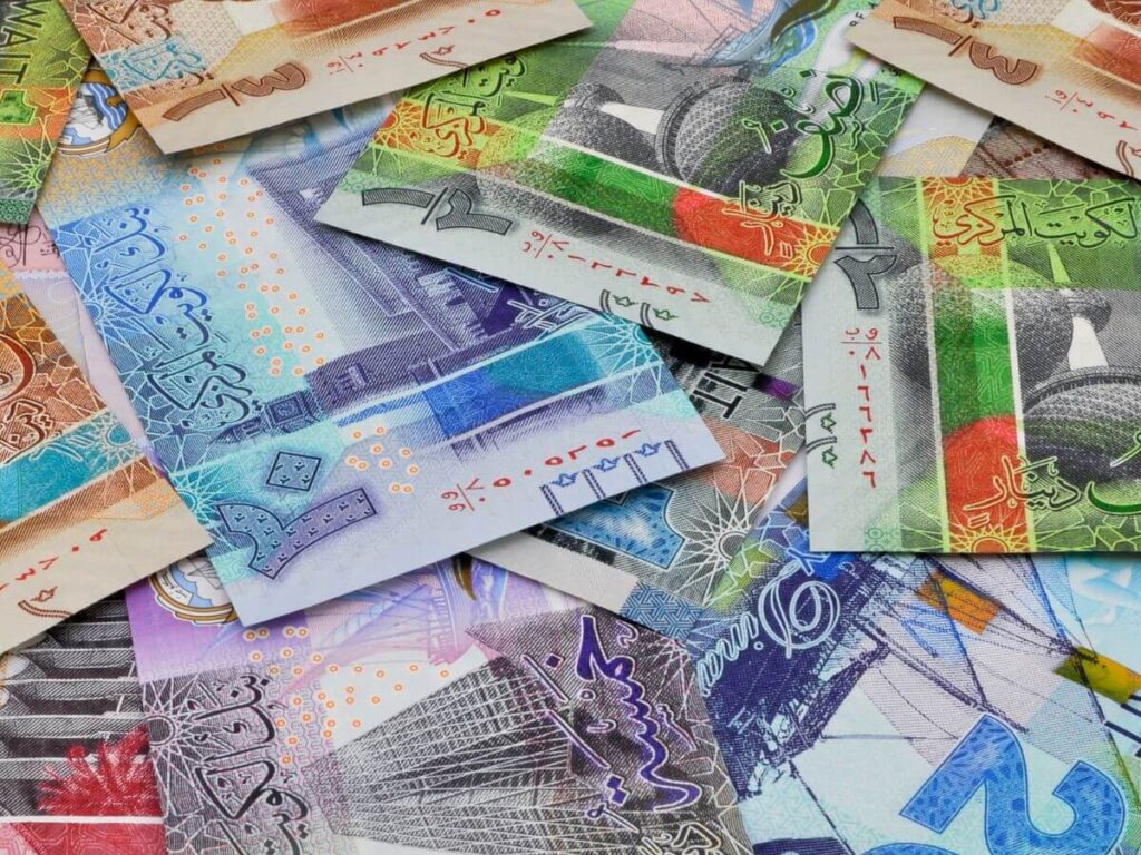 سعر الدينار الكويتي اليوم الثلاثاء 13 أكتوبر 2026 في البنوك المصرية سعر الدينار الكويتي اليوم الثلاثاء 13 أكتوبر 2026 في البنوك المصرية