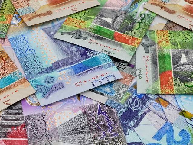 ارتفاع سعر الدينار الكويتي أمام الجنيه المصري اليوم الثلاثاء 20 أكتوبر 2026.. آخر تحديث في البنوك